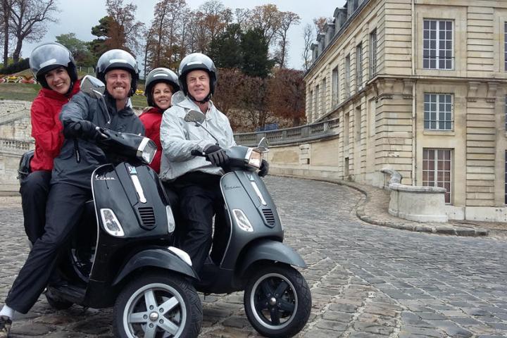 Group on Vespas