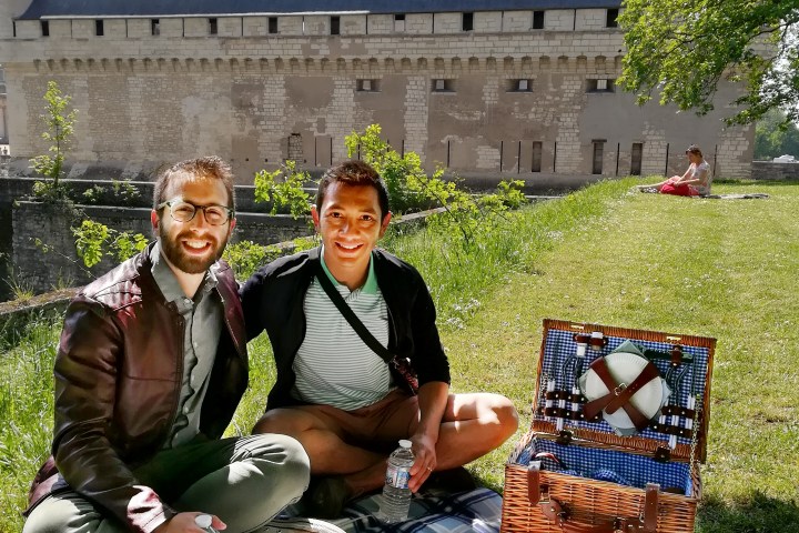 Couple having a picnic in a park